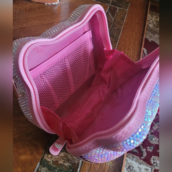 Hello Kitty Rhinestone Bag - Picture 16 of 16